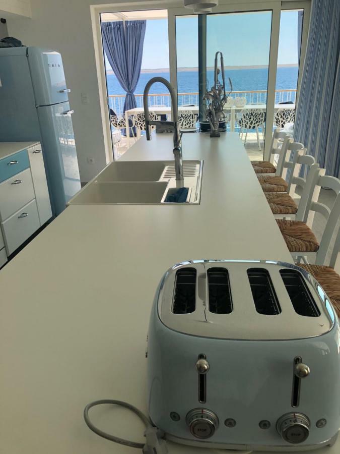 Villa Beline Direct Aan Zee, Verwarmd Zwembad En Sauna 트리바느-크루슈치차 외부 사진